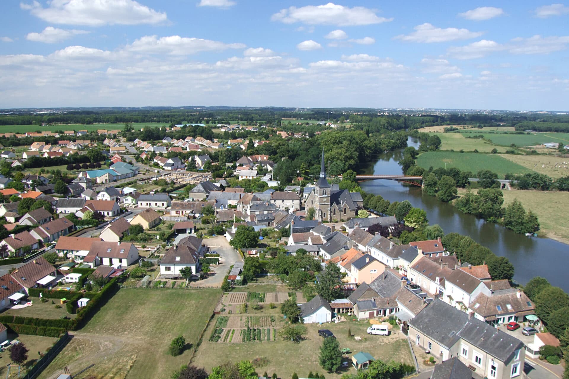 Fillé-sur-Sarthe vue aérienne - Crédits : Pays du Mans - VU20